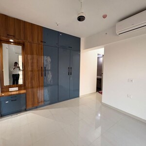 Room in 2.5 BHK Apartment at Lodha Codename Premier, Mangaon – for Rent