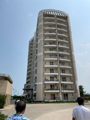3 BHK Apartment – Exterior View View at BPTP Discovery Park, Sector 80 - for Rent