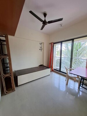 Room in 2 BHK Apartment at KT Jayshree Akshay Chs, Borivali West – for Rent