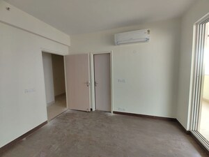 Room in 3.5 BHK Apartment at Bestech Park View Altura, Sector 79 – for Sale