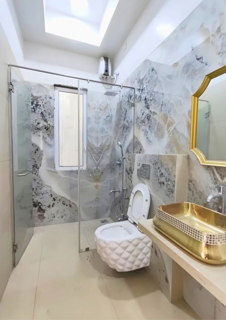 Bathroom, bandra west 2 Bedroom 800 Sq.Ft. Apartment In Bandra West Mumbai 10062346