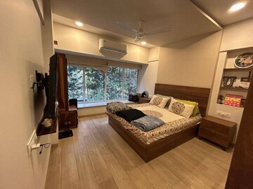 Bedroom in 2 BHK Apartment at Bandra West – for Rent