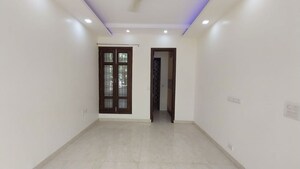 Room in 2 BHK Builder Floor at Golf Links – for Rent