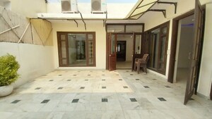 2 BHK Builder Floor For Rent in Golf Links