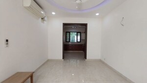 Room in 2 BHK Builder Floor at Golf Links – for Rent