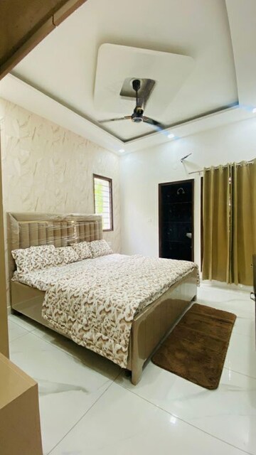 Bedroom in 3 BHK Builder Floor at Sector 115 – for Sale
