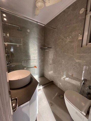 Bathroom in 3 BHK Builder Floor at Safdarjung Enclave – for Rent