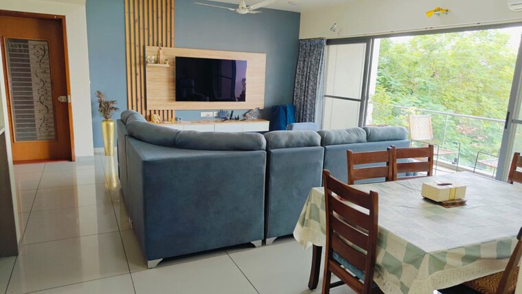 Living Room, vasana bhayli road 3 Bedroom 1750 Sq.Ft. Apartment In VasanA Bhayli Road Vadodara 10062476