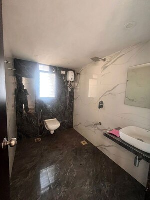 Bathroom in 4 BHK Apartment at Juhu – for Rent