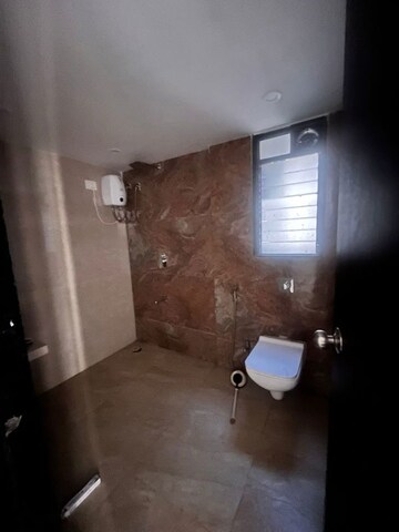 Bathroom in 4 BHK Apartment at Juhu – for Rent