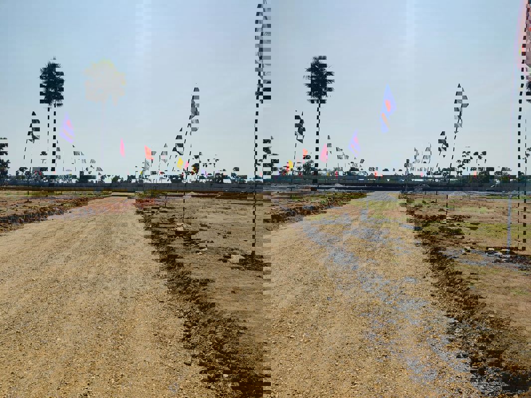 Plot Area in  Plot at Modipuram – for Sale