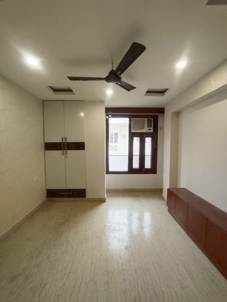 Room, sushant-lok-2 3 Bedroom 3780 Sq.Ft. Builder Floor In Sector 57 Gurgaon 10062637