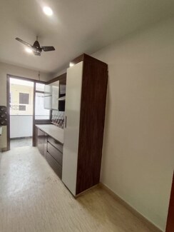 3 BHK Builder Floor For Sale in Sushant Lok 2