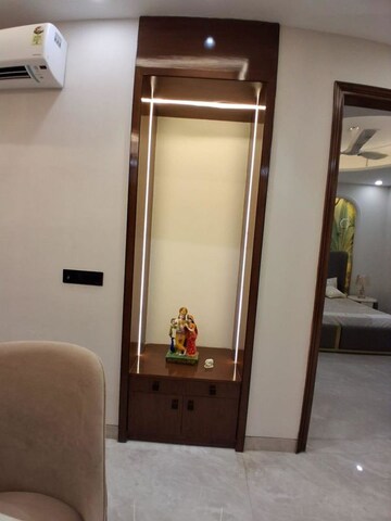 Furnished Amenities in 4 BHK Builder Floor at Sushant Lok 3, Sector 57 – for Sale