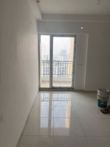 3 BHK Apartment For Rent in Nirala Estate II, Tech Zone 4 Greater Noida