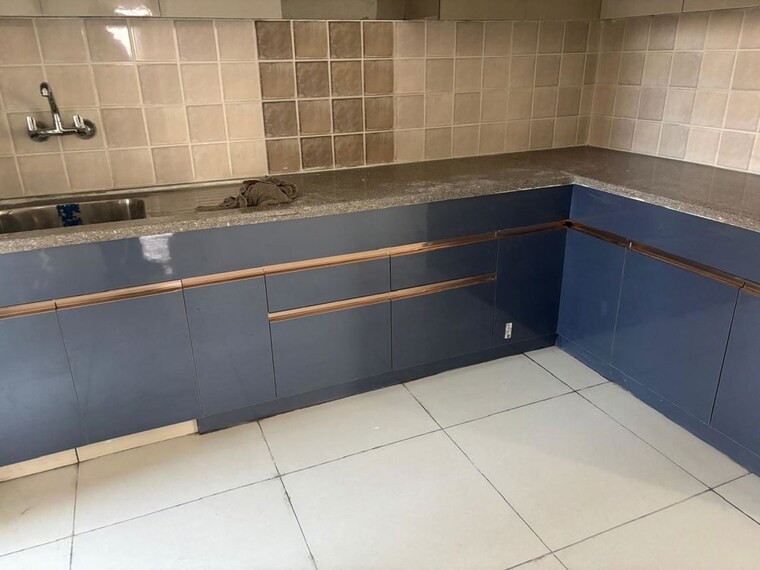 Kitchen, nirala-estate-ii 3 Bedroom 1535 Sq.Ft. Apartment In Tech Zone 4 Greater Noida Greater Noida 10062580