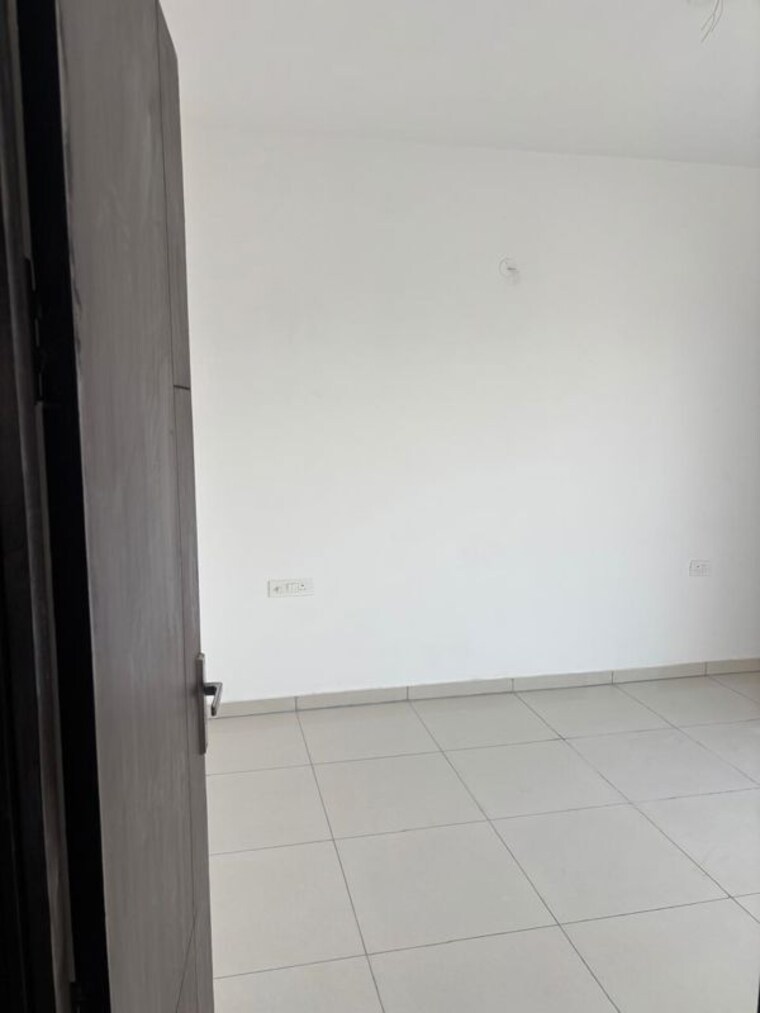 Room, nirala-estate-ii 3 Bedroom 1535 Sq.Ft. Apartment In Tech Zone 4 Greater Noida Greater Noida 10062580