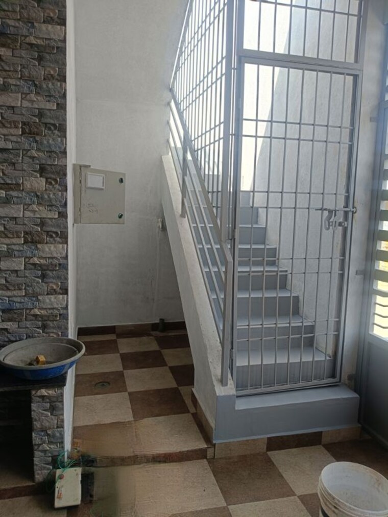 undefined, bathlapalli 2 Bedroom 1000 Sq.Ft. Villa In Bathlapalli Hosur 10062797