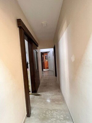  4 BHK Apartment at Oshiwara – for Rent