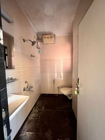 Bathroom in 4 BHK Apartment at Oshiwara – for Rent