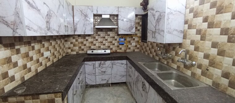 Kitchen, kalkaji 3 Bedroom 1800 Sq.Ft. Builder Floor In Kalkaji Delhi 10013152