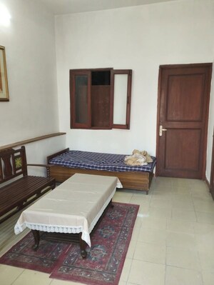 1 BHK Builder Floor For Rent in Greater Kailash I