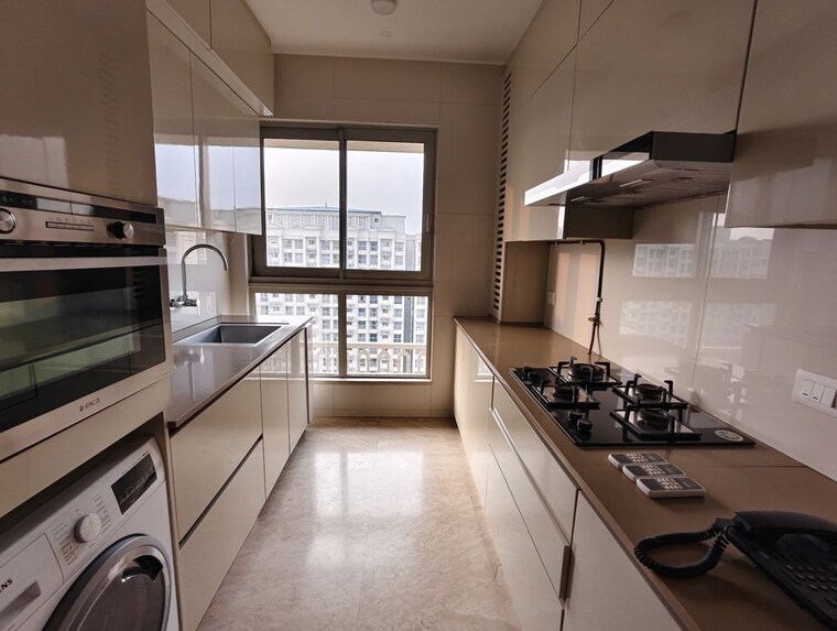 Kitchen, castle-rock 2 Bedroom 1050 Sq.Ft. Apartment In Powai Mumbai 10063073