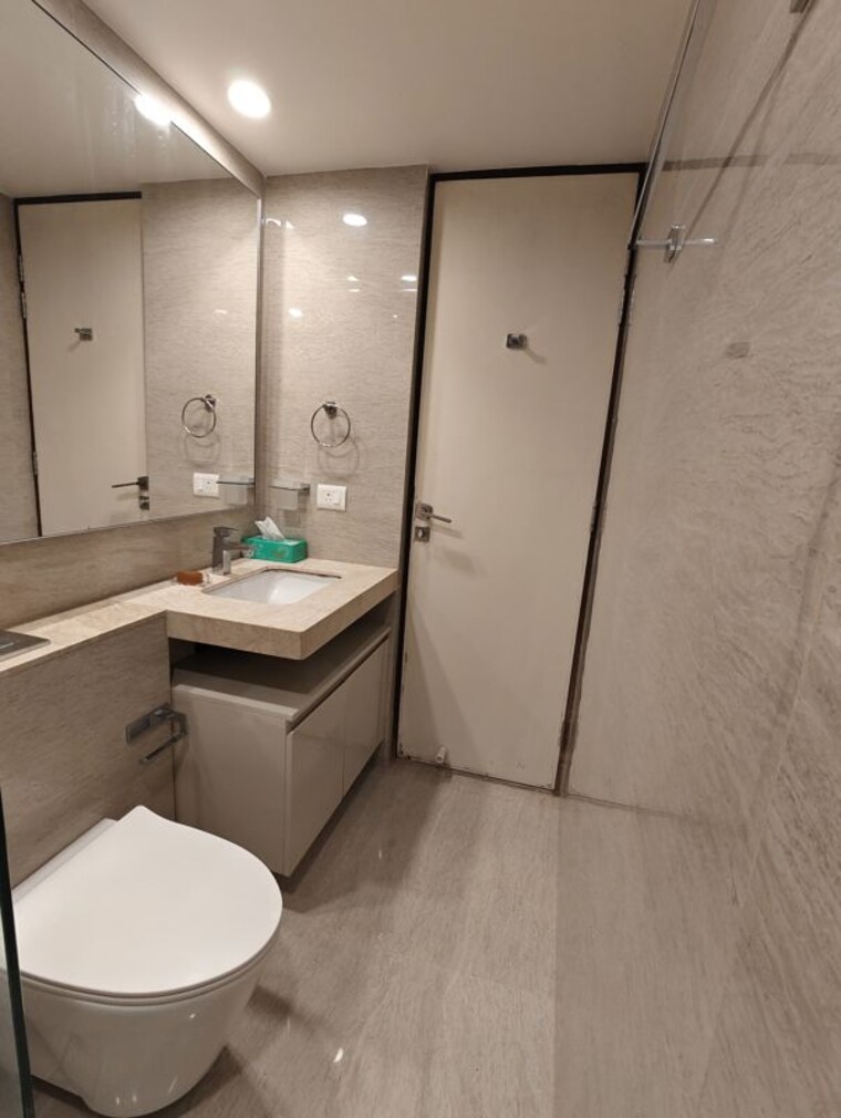 Attached Bathroom, castle-rock 2 Bedroom 1050 Sq.Ft. Apartment In Powai Mumbai 10063073