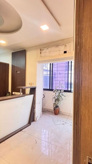 Room in  Office Space at Malad West – for Rent