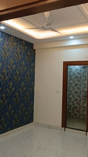 Room in 3 BHK Builder Floor at Shalimar Garden Extension I – for Sale