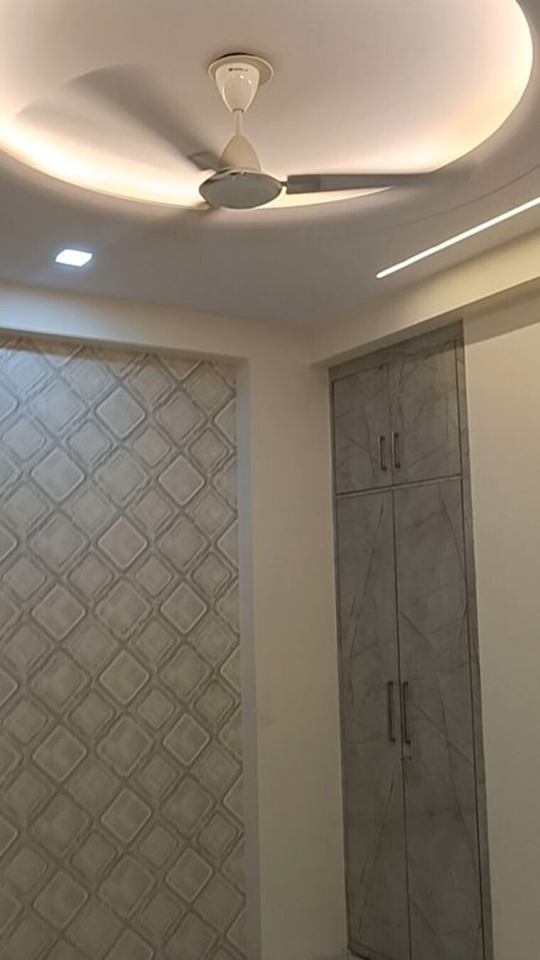 Room, shalimar garden extension i 3 Bedroom 1000 Sq.Ft. Builder Floor In Shalimar Garden Extension I Ghaziabad 10063165