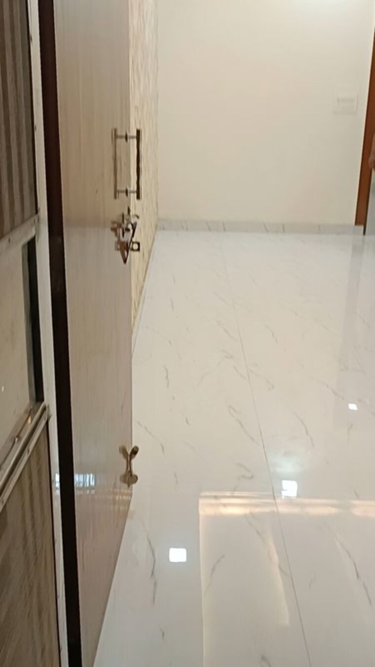 Other, shalimar garden extension i 3 Bedroom 1000 Sq.Ft. Builder Floor In Shalimar Garden Extension I Ghaziabad 10063165