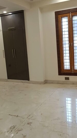 Room in 4 BHK Builder Floor at Rajendra Nagar Sector 3 – for Sale