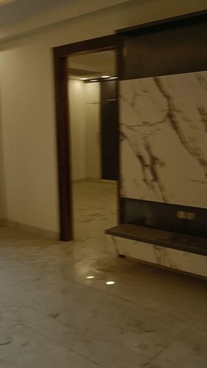 Building Lobby in 4 BHK Builder Floor at Rajendra Nagar Sector 3 – for Sale