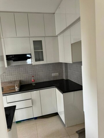 Kitchen in 2.5 BHK Builder Floor at Breez Flora Avenue 33, Sohna Sector 33 – for Rent