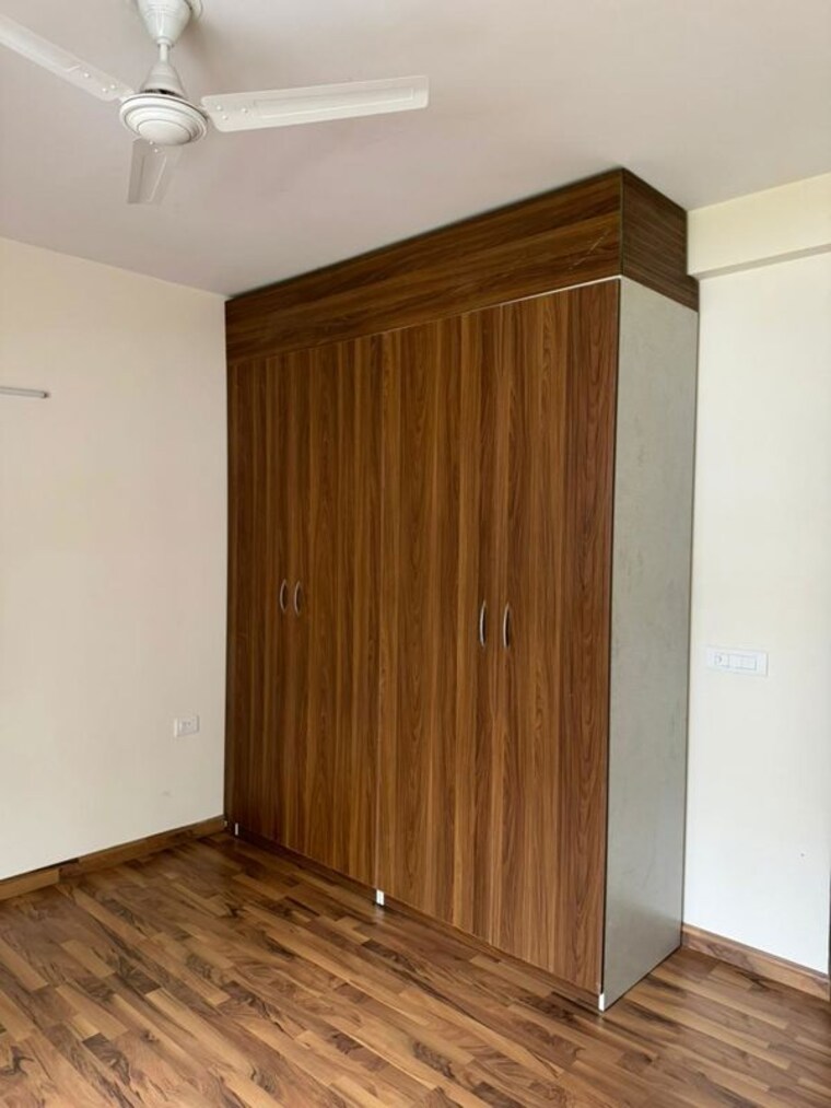 Room, breez-flora-avenue-33 2.5 Bedroom 1554 Sq.Ft. Builder Floor In Sohna Sector 33 Gurgaon 10063306