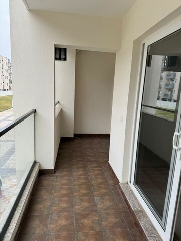 Balcony in 2.5 BHK Builder Floor at Breez Flora Avenue 33, Sohna Sector 33 – for Rent