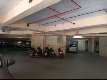 Parking in 3 BHK Apartment at Hiranandani Meadows, Manpada – for Sale