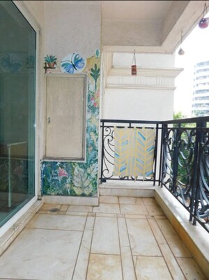 Balcony in 3 BHK Apartment at Hiranandani Meadows, Manpada – for Sale