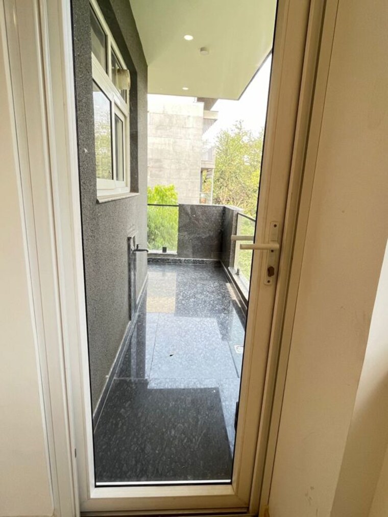 Balcony, phase iii sector 48 4 Bedroom 2132 Sq.Ft. Builder Floor In PhasE Iii SectoR 48 Chandigarh 10063411