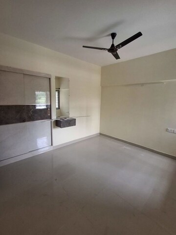 Room in 2 BHK Apartment at Jains Aashraya, Bannerghatta – for Rent
