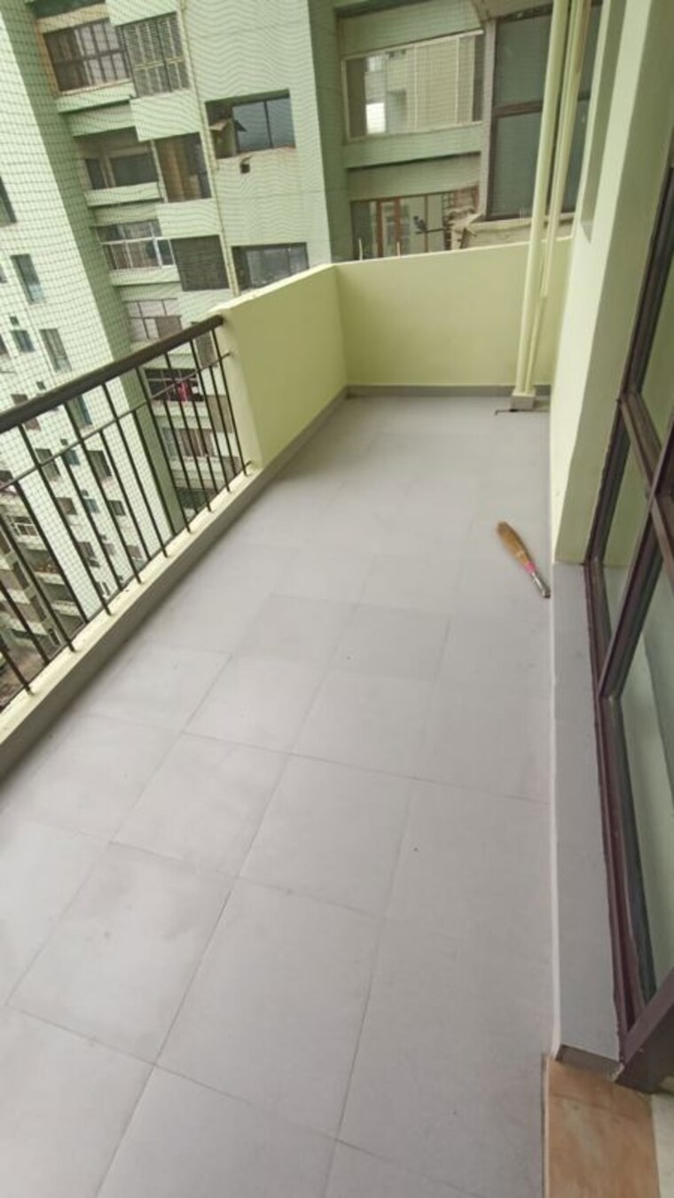 Balcony, cosmos-executive 2 Bedroom 1100 Sq.Ft. Apartment In Sector 3 Gurgaon 10063462