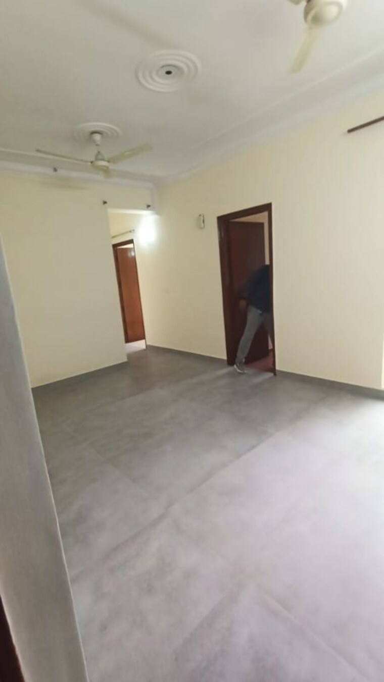 Room, cosmos-executive 2 Bedroom 1100 Sq.Ft. Apartment In Sector 3 Gurgaon 10063462