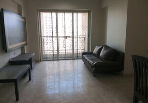 Room in 3 BHK Apartment at Hiranandani Meadows, Manpada – for Sale
