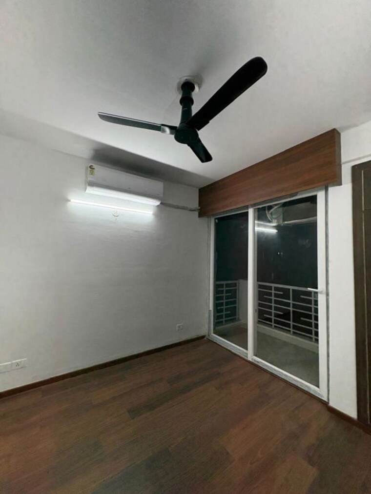 Room, urban-axis-urban-woods 2 Bedroom 697 Sq.Ft. Apartment In Sushant Golf City Lucknow 10063498