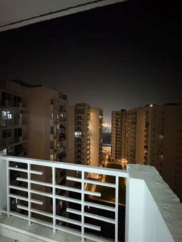 2 BHK Apartment For Rent in Urban Axis Urban Woods, Sushant Golf City