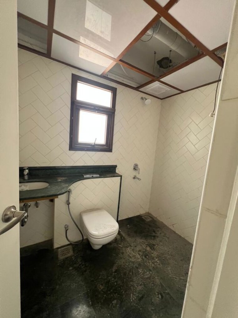 Team Area, centreo 3 Bedroom 2100 Sq.Ft. Apartment In Kanakapura Road Bangalore 10063555
