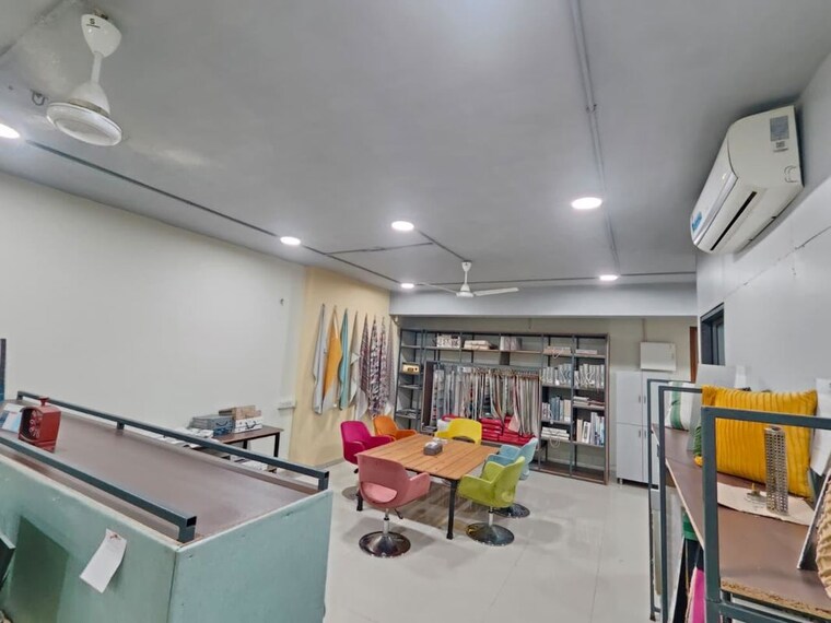 Team Area, vastrapur Commercial Office Space 1140 Sq.Ft. In Vastrapur Ahmedabad 10061201