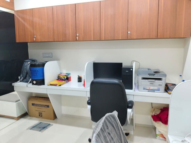 Team Area, basil-krupal-pathshala-city-centre Commercial Office Space 477 Sq.Ft. In Ellisbridge Ahmedabad 10061029
