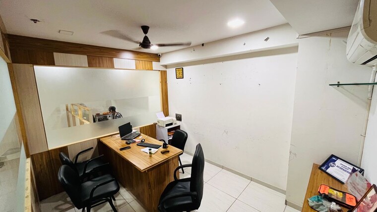 Team Area, memnagar Commercial Office Space 875 Sq.Ft. In Memnagar Ahmedabad 10060964